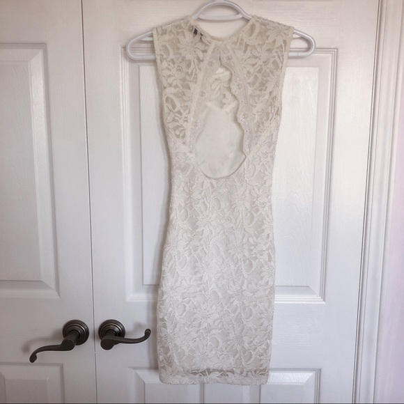 Tobi White Lace Open Back Dress - Picture 6 of 10
